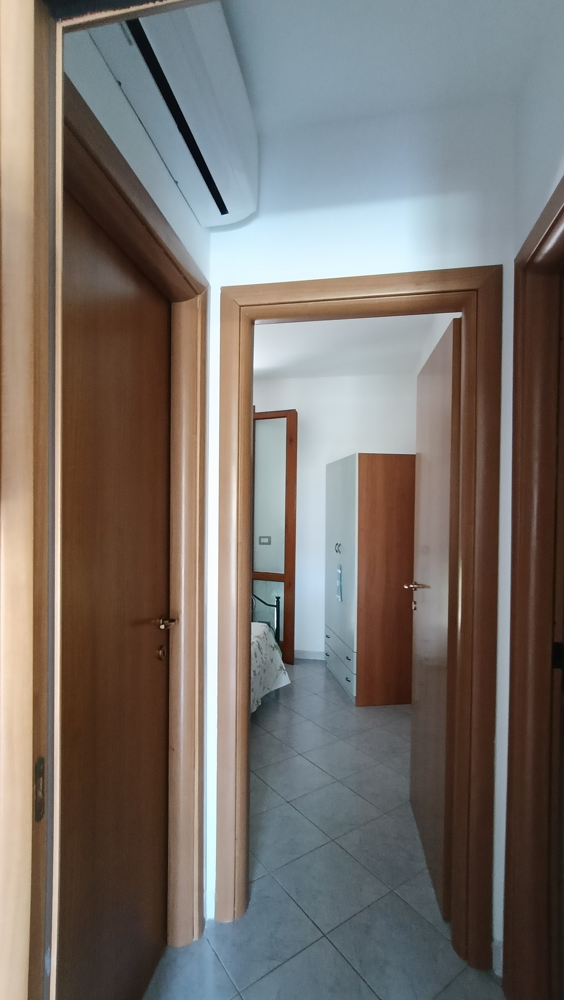  apartment  in   Leece   Italy   