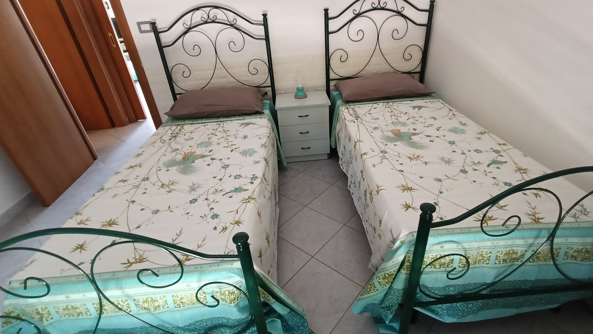  apartment  in   Leece   Italy   