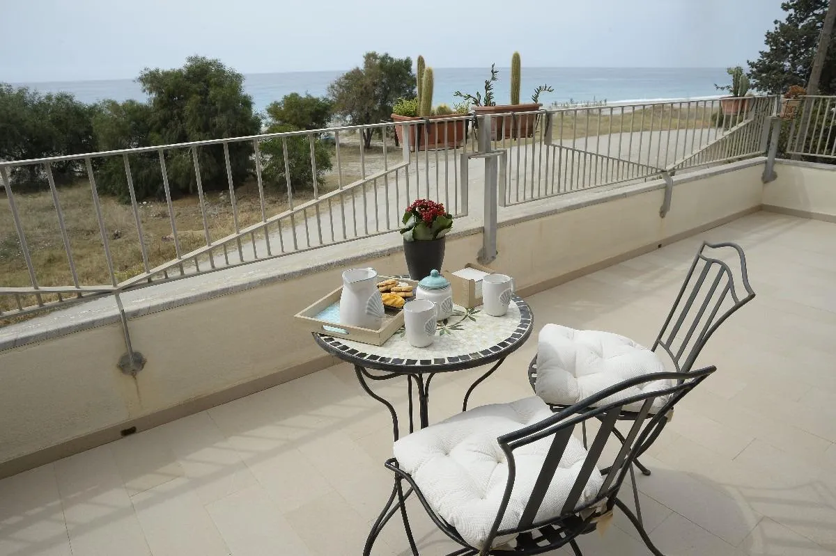  Apartment  in   Reggio-Calabria-Province   Italy   