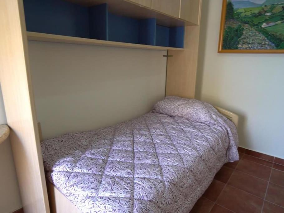  apartment  in   Algar   Spain   