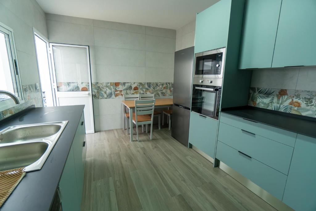  apartment  in   Algar   Spain   