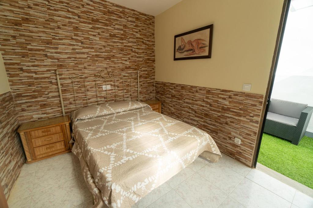  apartment  in   Algar   Spain   
