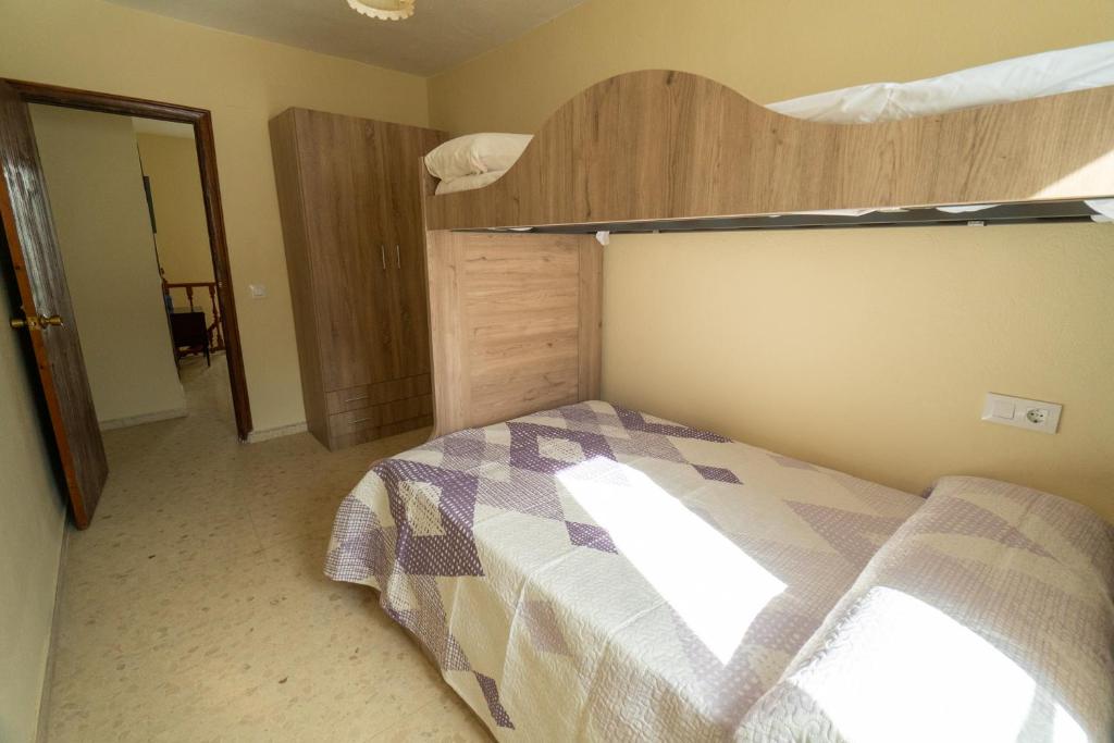  apartment  in   Algar   Spain   